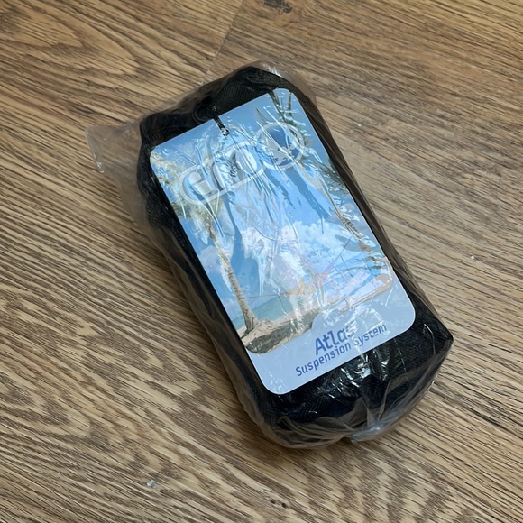 NEW - Eno DoubleNest Hammock and Suspension Straps - Red/Charcoal - Picture 5 of 10